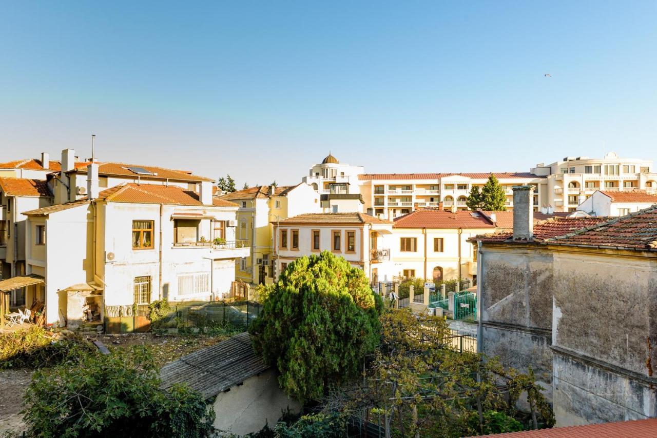 Appartement Casa Arta à Burgas Extérieur photo