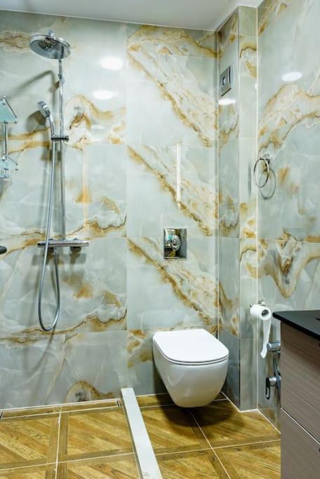 Appartement Casa Arta à Burgas Extérieur photo